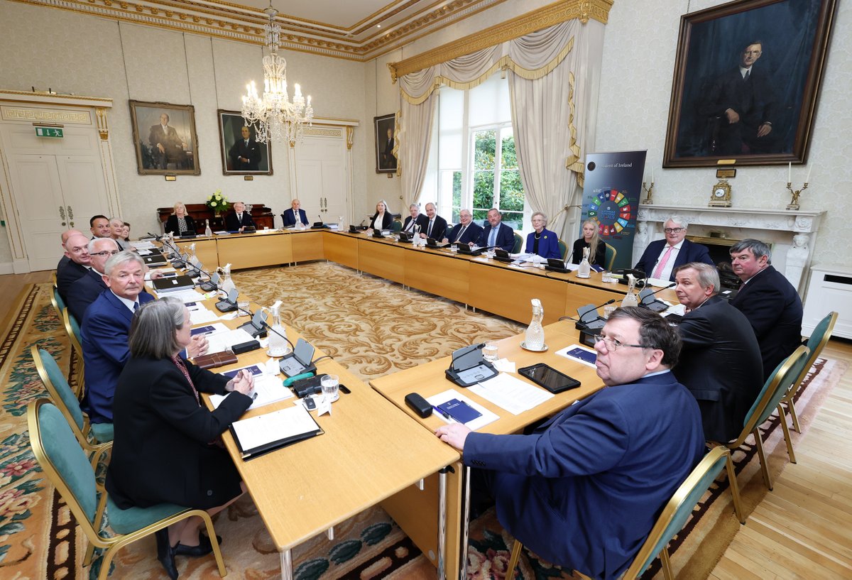 President Higgins has this afternoon convened a meeting of the Council of State, under Article 26 of the Constitution, for the purpose of his hearing from the Council regarding the constitutionality of the Judicial Appointments Commission Bill 2022.