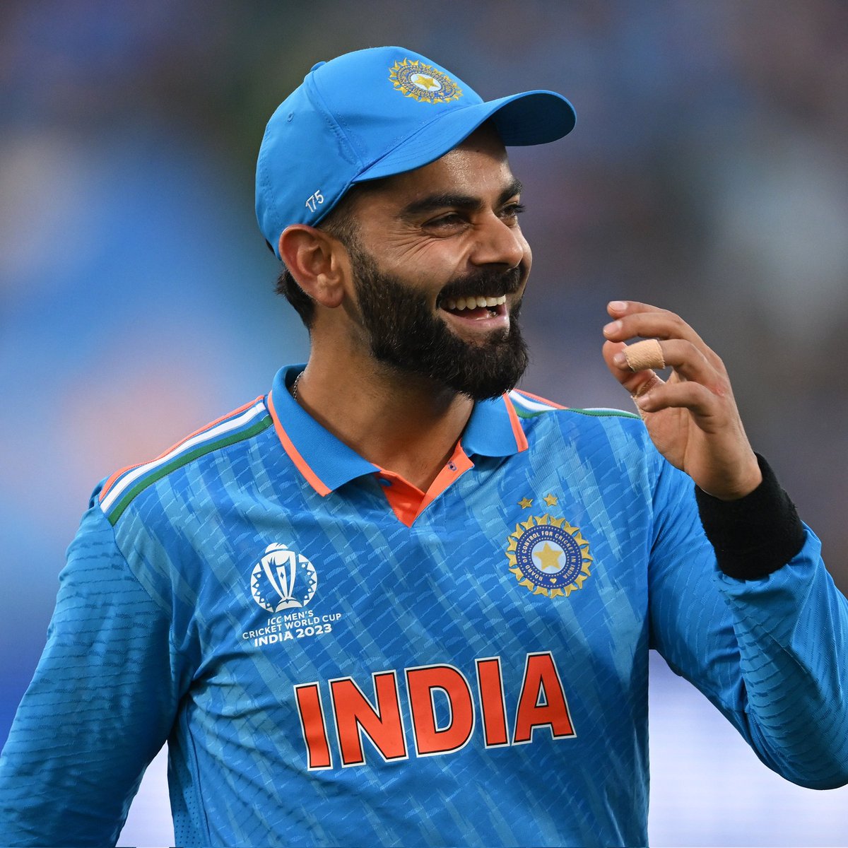 2019 WC la ye 9 innings la 5 half-centuries without any nooru. Indha WC already now started with back-to-back half-centuries. That's 7 50s in his last 11 WC matches. But unkitta 50s laam poraadhu da kanna, Australia oda 85 la out aanadhey semma varutham! Pakistan kooda oru