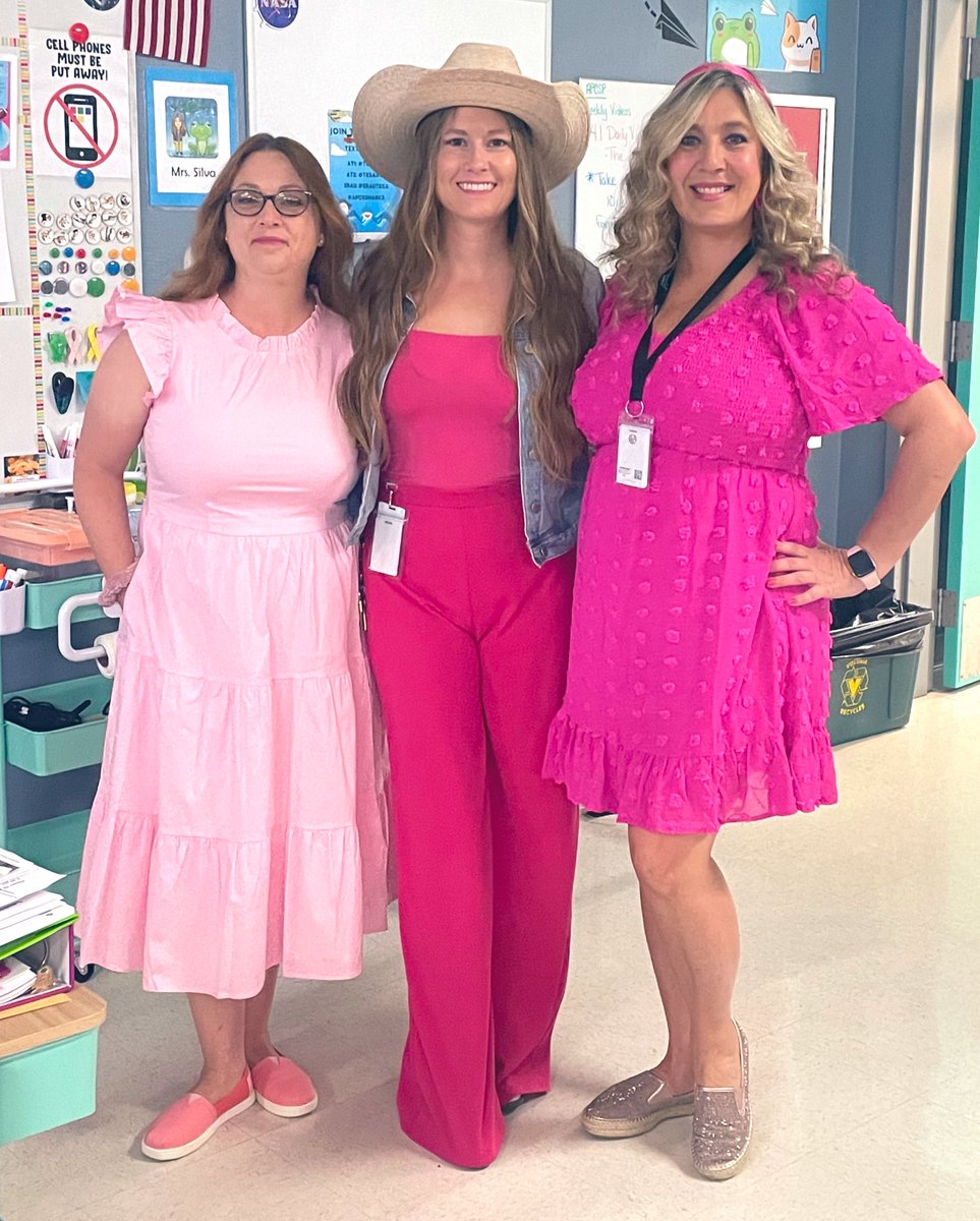 TLMcCann_VCSCTE's tweet photo. Homecoming Week Day 3: Come on Barbie, Let’s Go Party!! #SharkStyle 🦈 @SharksAHS https://t.co/a24x8EXU27