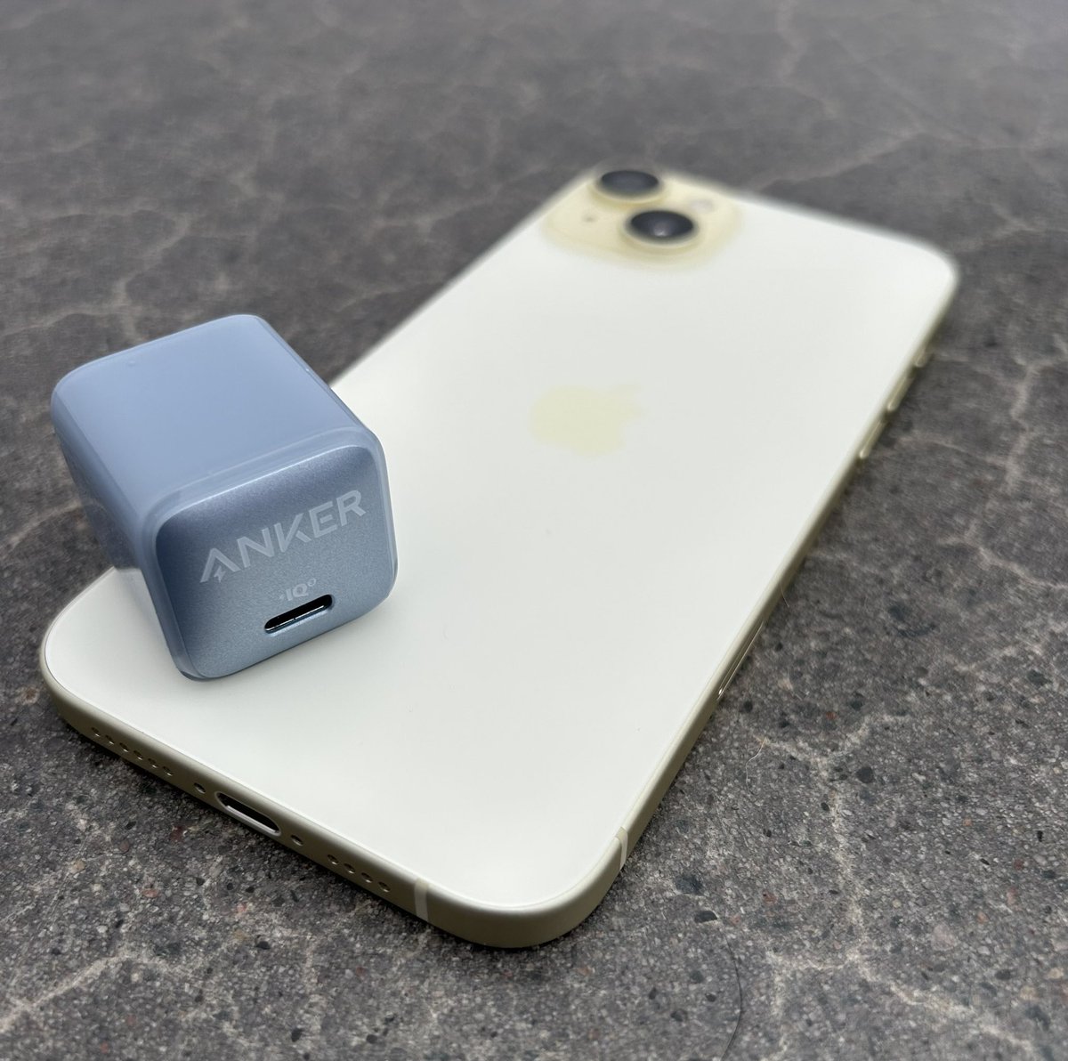 UnboxTherapy's tweet photo. For a chance to win 1 of 3 iPhone 15’s
https://t.co/XaDhWMSylv https://t.co/KaYN7XffoI