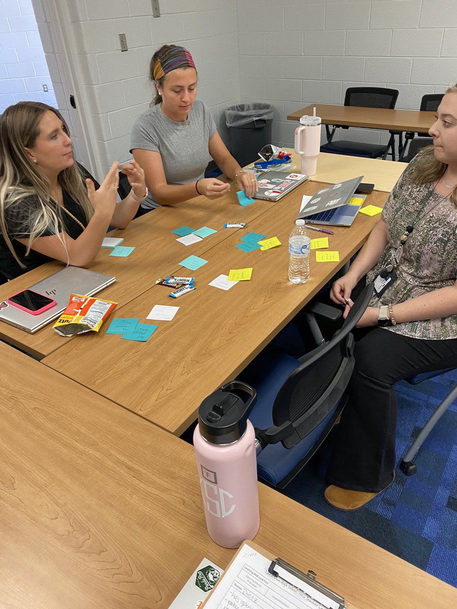 So many great moments from our new teacher learning walks and celebration today!! It was an absolute joy to spend the day at <a href="/LandstownEagles/">Landstown HS</a>! These new teachers are 🔥🔥🔥! <a href="/MsPeeJay/">Paula Johnson</a> <a href="/kcsanderlin/">𝕂𝕣𝕚𝕤𝕤𝕪 𝕊𝕒𝕟𝕕𝕖𝕣𝕝𝕚𝕟</a>