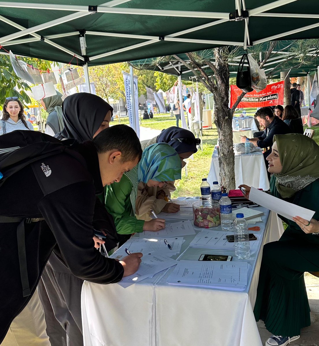 KonyaAdemNeu's tweet photo. 9-10 Ekim tarihlerinde üniversitemizde düzenlenen #UNİ101FEST’te ADEM Topluluğu olarak tanıtım standımızı açtık. 
Standımıza ilgi gösteren herkese teşekkür ederiz. Etkinliklerimizde görüşmek üzere ✨ https://t.co/k6OUibVUdn