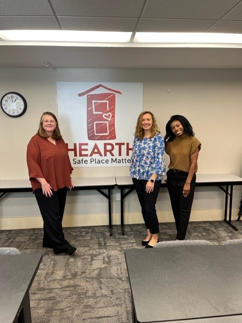 RepLPowell's tweet image. This Domestic Violence Awareness Month, I had the opportunity to meet the amazing folks at #HEARTH, who provide affordable housing and support services for homeless families and survivors of domestic violence.

I'm honored to represent this organization.💜