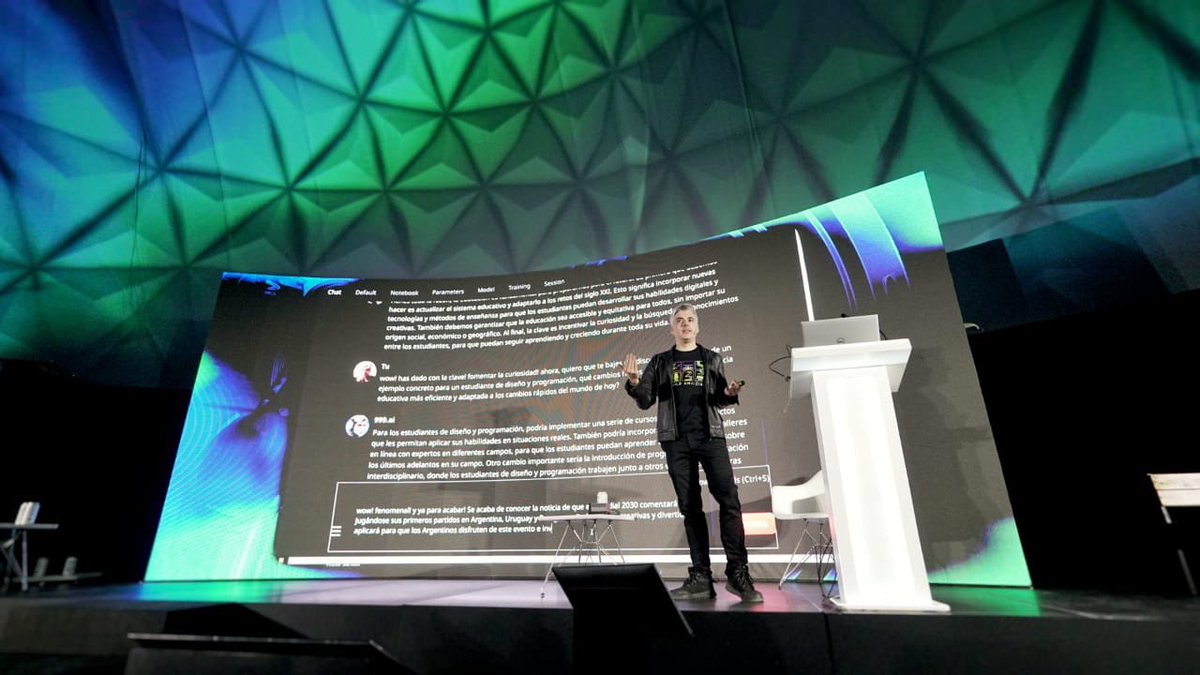 Wave Conference tweet media