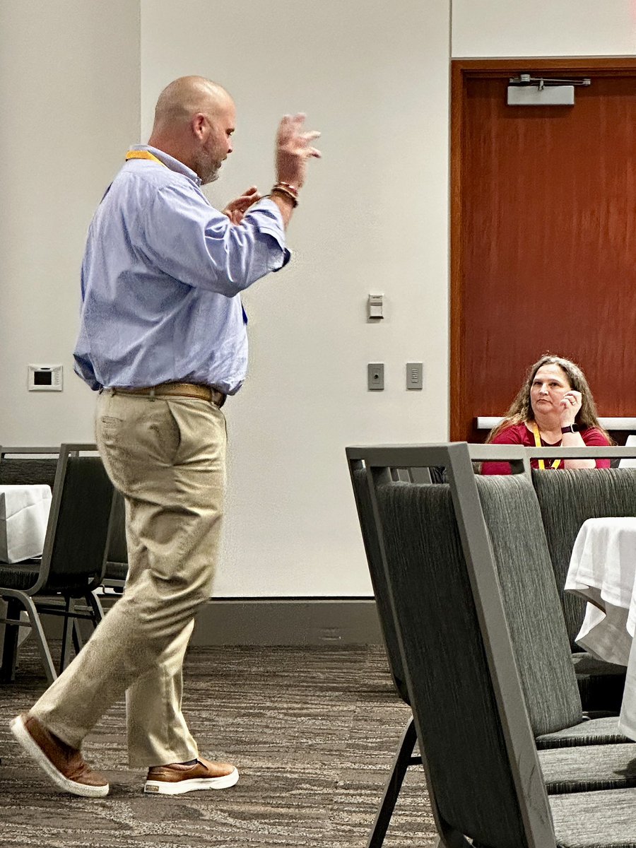 𝕋𝕖𝕣𝕣𝕚 ℍ𝕒𝕝𝕝, ℂ𝔼𝕋𝕃® tweet media