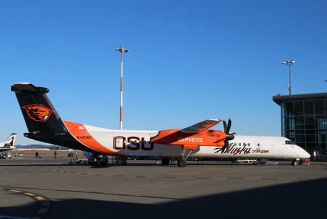 Victoria Int Airport tweet media