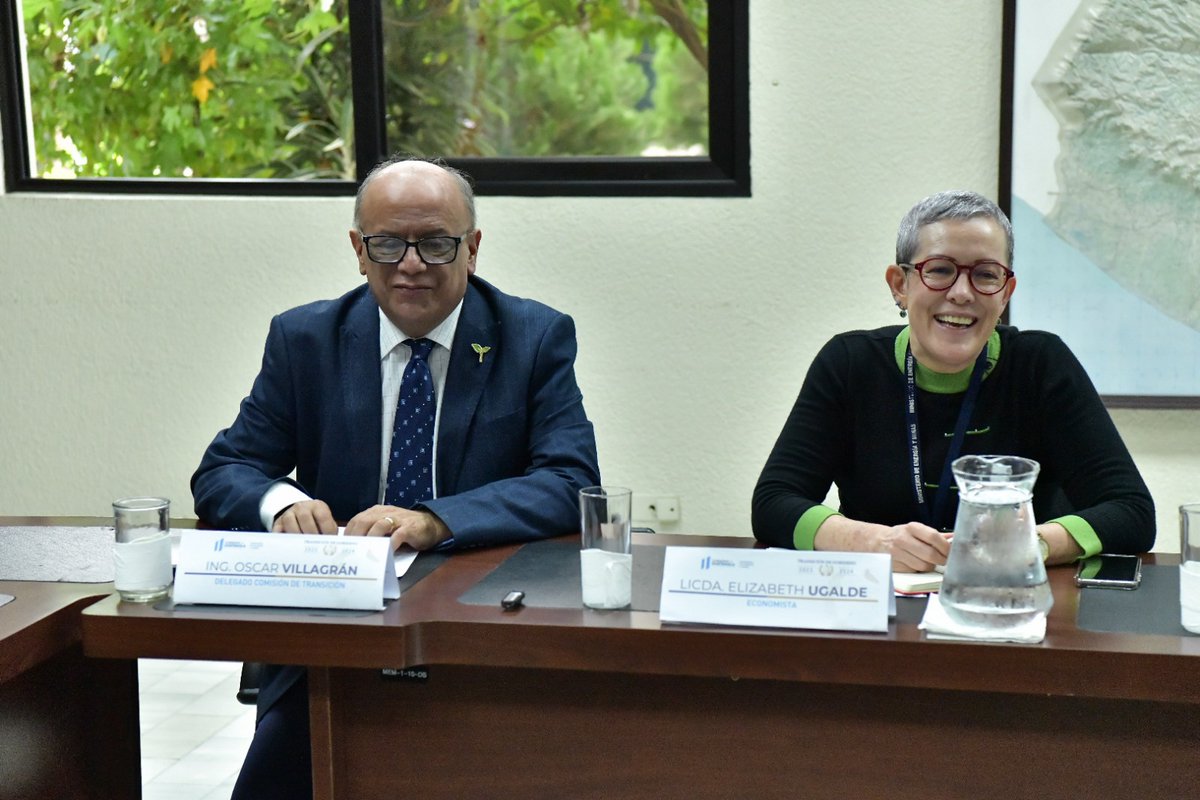 GTNewsAgency's tweet image. Authorities from @MEMguatemala met with members of the Transition Commission and representatives from the elected authorities to exchange information, moving forward with the final phase of the process.
#GovernmentOfGuatemala #GtNews #TransitionProcess