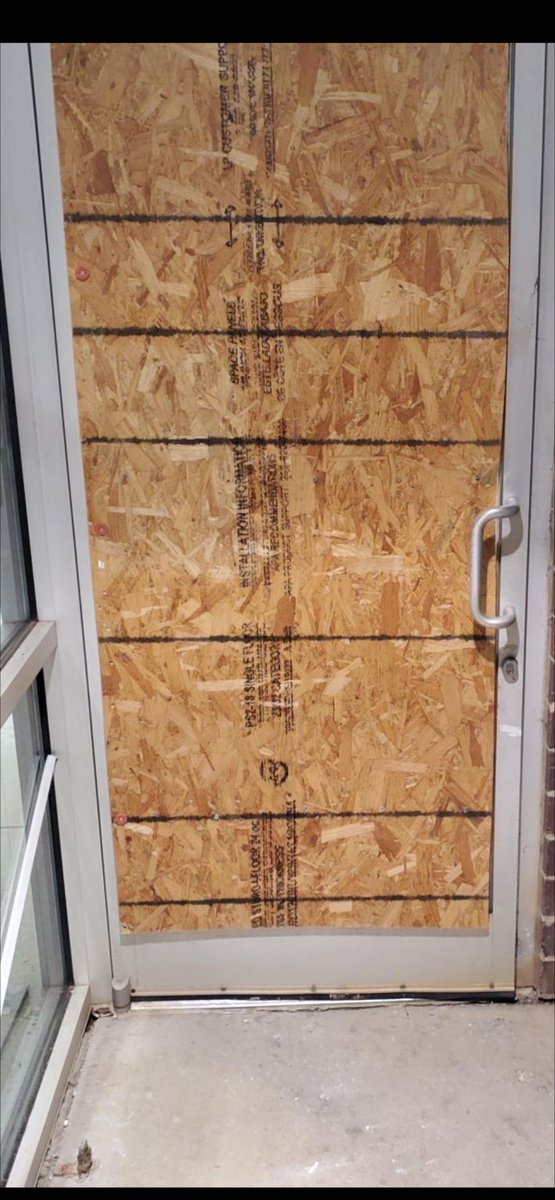 🌙 Night Owl's restoration team came to the rescue in the dead of night. Huge thanks to our customers for entrusting us with their emergencies. When you're in a crisis, Night Owl Companies has your back, no matter the scale—we truly value your trust! 🦉🌟