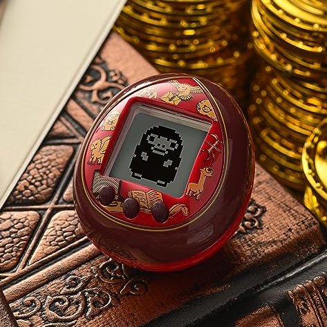 EiProfeta's tweet photo. El nuevo Tamagotchi de Harry Potter de Bandai saldrá a la venta a finales de año. Habrá 25 criaturas diferentes para cuidar, entre ellas el Niffler, Thestral, Fénix... No lo quiero, lo necesito YA. https://t.co/gyu8yvznIo