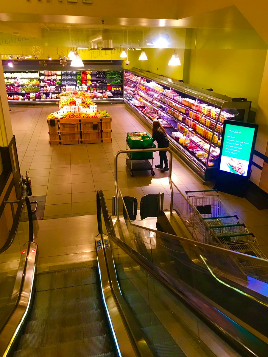 unclelongneck's tweet photo. I happened to pass by Whole Food Market, the most expensive organic food store in the UK, in the affluent area of Kensington, London, so I stopped in for a browse. https://t.co/7z8BjHqrFf