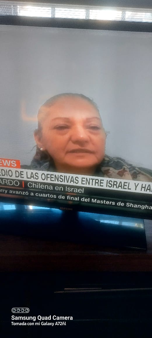 ELLA SE LLAMA CECILIA GALLARDO,

ACABA DE CONFESAR QUE ES DETENIDA DESAPARECIDA EN CHILE 🇨🇱;

Y   ESTÁ VIVITA Y COLEANDO EN EL PAIS DE  ISRAEL  , 

LO CONFESO POR TELEVISIÓN.
👇👇👇👇👇👇👇