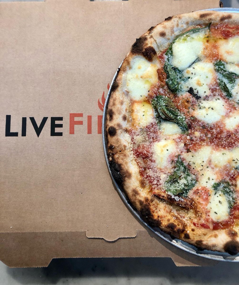 RP #LiveFirePizza #Napa 

Pizza for here. #Pizza to go.
We have delivery with @doordash or you can call ahead and pick up. Looking forward to seeing you. 

@LiveFireOxbow 
 #pizzalover #pizzanapoletana #doublezeroflour #woodovenpizza #napafoodie #pizzadelivery #oxbowpublicmarket