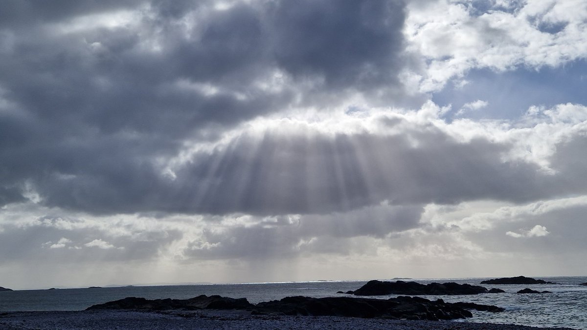 EileanIdhe's tweet image. My heart is full after a lovely day around Iona with @AudieHamilton &amp;amp; @Uisken First stop 'Bay At The Back Of The Ocean' then onto Columba's Bay #islandexploring #isleofiona #thinplace #dayoff #scottishisles 1/2