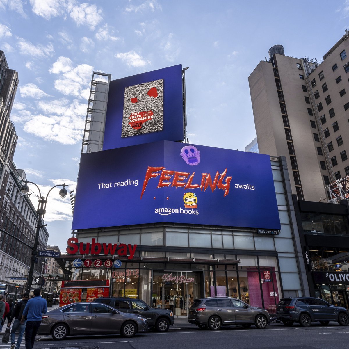 We're Out There Screaming in NYC! 🗽 #thatreadingfeelingawaits ❗Get your copy @amazonbooks❗