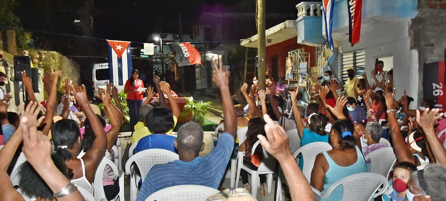 Pospone el Consejo de Estado la realización del primer proceso de rendición de cuentas de los delegados a las asambleas municipales del #PoderPopular a sus electores, en el XVIII mandato para el primer trimestre del próximo año.

#UnidosXCuba