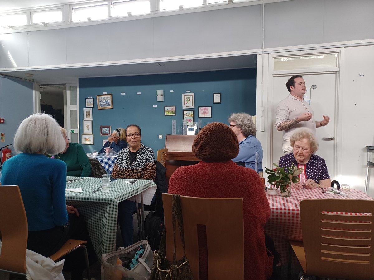 MPSFulhamTown's tweet photo. The Crypto Protect Team spoke with Age UK Users at their Hammersmith Branch today @AgeUKHF. We had an open discussion about the types of Cyber Fraud currently circulating today. We listened to their concerns first-hand and advised them on how to report them. #CryptoProtect https://t.co/Yx4f6pz4R3