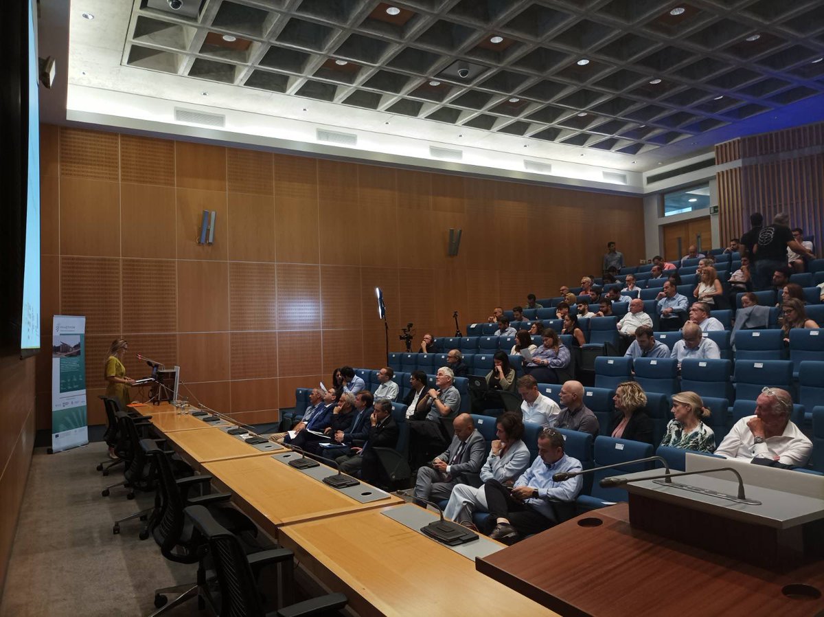 MerksElke's tweet photo. Great pleasure to speak at the launch of PHAETHON Centre of Excellence for Intelligent, Efficient and Sustainable Energy Solutions. Congrats to all project partners: #cyprusseeds @UCYOfficial @univgroningen @DTUtweet Great 🇪🇺🇨🇾🇳🇱🇩🇰 cooperation! https://t.co/sGTJrVvQ03