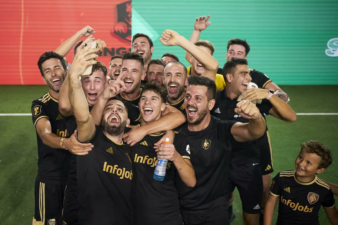 NOS VAMOS A MÁLAGA!🦁 

Trabajo brutal de todo el equipo. Nos queda el último pasito. 

Queremos esta Kings Cup👑