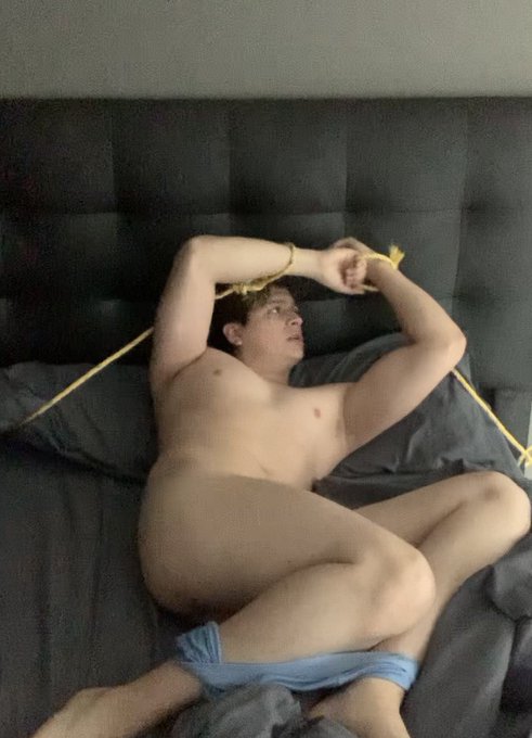 Gabriel Villas’s pics and videos