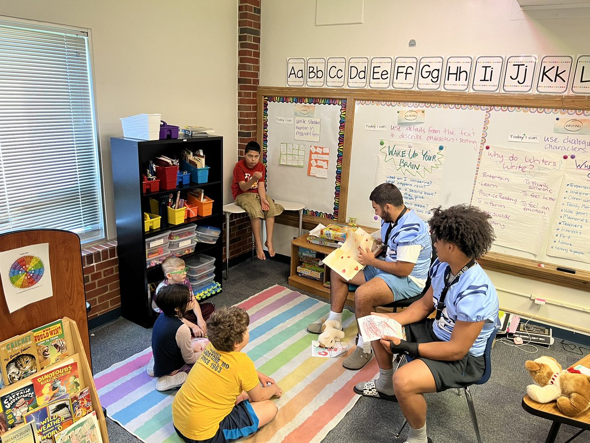 Big thanks to the <a href="/Northmen_OPHS/">Oak Park High School</a> football team for stopping by and reading to our kiddos and showing them what it means to be a positive leader! What a fantastic group of young men!