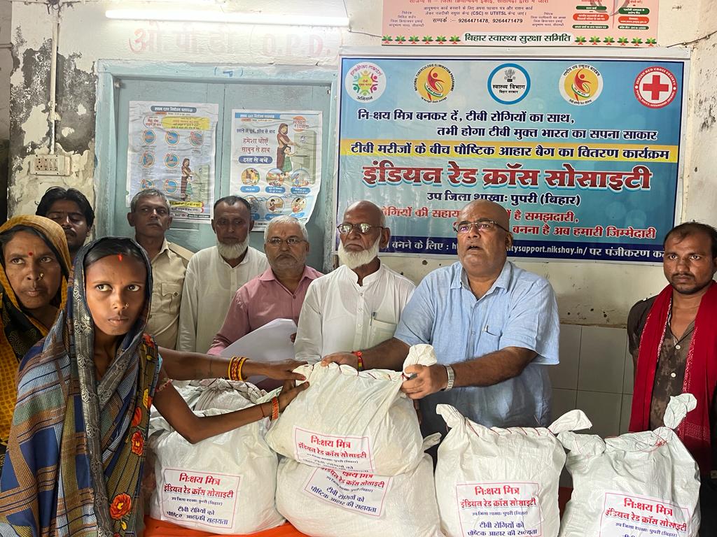 animeshamrit's tweet photo. As a #Nikshay_Mitra @RedCrossPupri  Branch Provided #Food_Bags to #21_TB_Patients for the Month of #October as #nutrition_Support

#TBMuktBharat #EndTB #TBHaregaDeshJeetega 

@TbDivision @IndianRedCross @ICRC_nd @kediromarICRC @yahiaalibi @redcrosskamal @rkjain1955  @drbinay21 https://t.co/YZOae649fJ