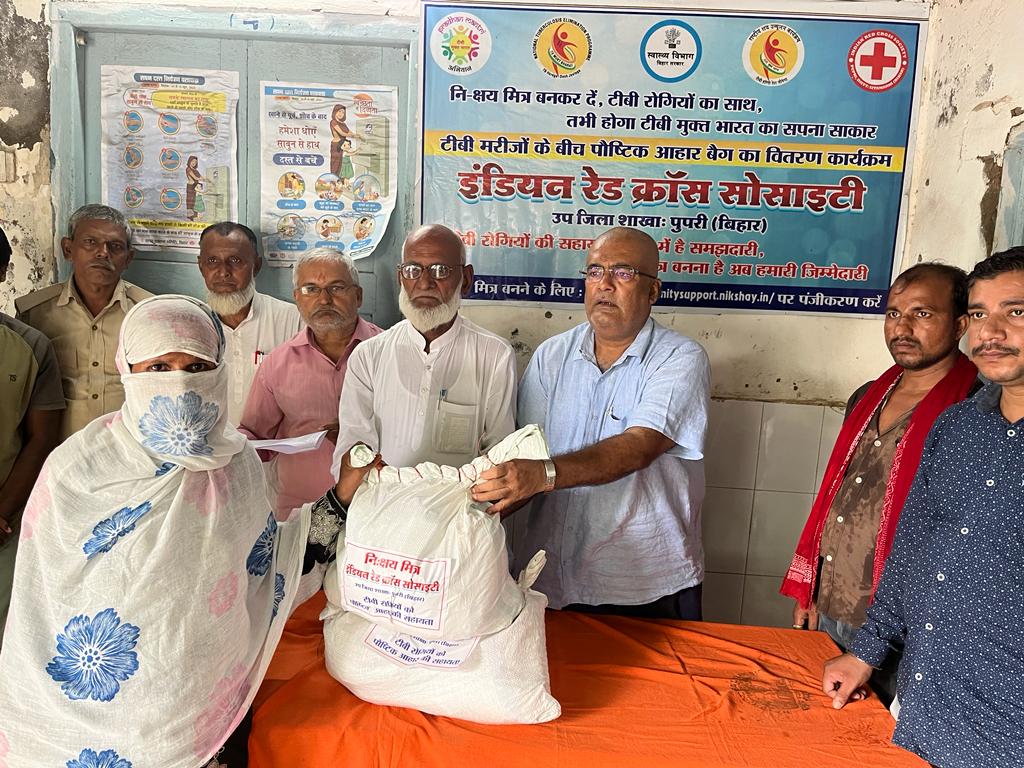 animeshamrit's tweet photo. As a #Nikshay_Mitra @RedCrossPupri  Branch Provided #Food_Bags to #21_TB_Patients for the Month of #October as #nutrition_Support

#TBMuktBharat #EndTB #TBHaregaDeshJeetega 

@TbDivision @IndianRedCross @ICRC_nd @kediromarICRC @yahiaalibi @redcrosskamal @rkjain1955  @drbinay21 https://t.co/YZOae649fJ