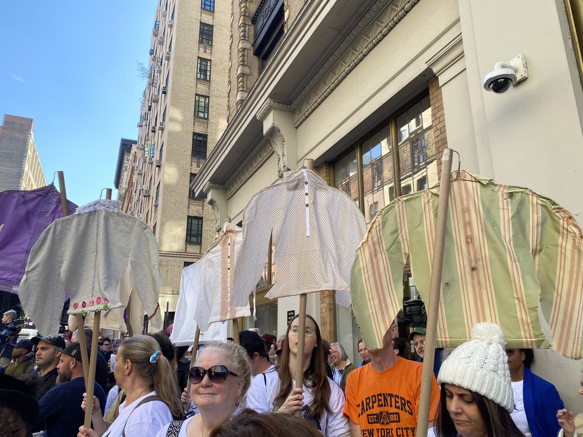 claudia irizarry aponte tweet media