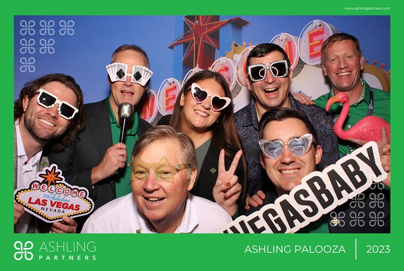 AshlingPartners's tweet photo. We kicked off #ForwardVI on a high note! Starting with being recognized as Partner of the Year, to participating in engaging panel discussions, and connecting with customer, partners, and friends in the #automation community! We can't wait for Day 2! #UiPathForward #AI https://t.co/sVMvjSl76n