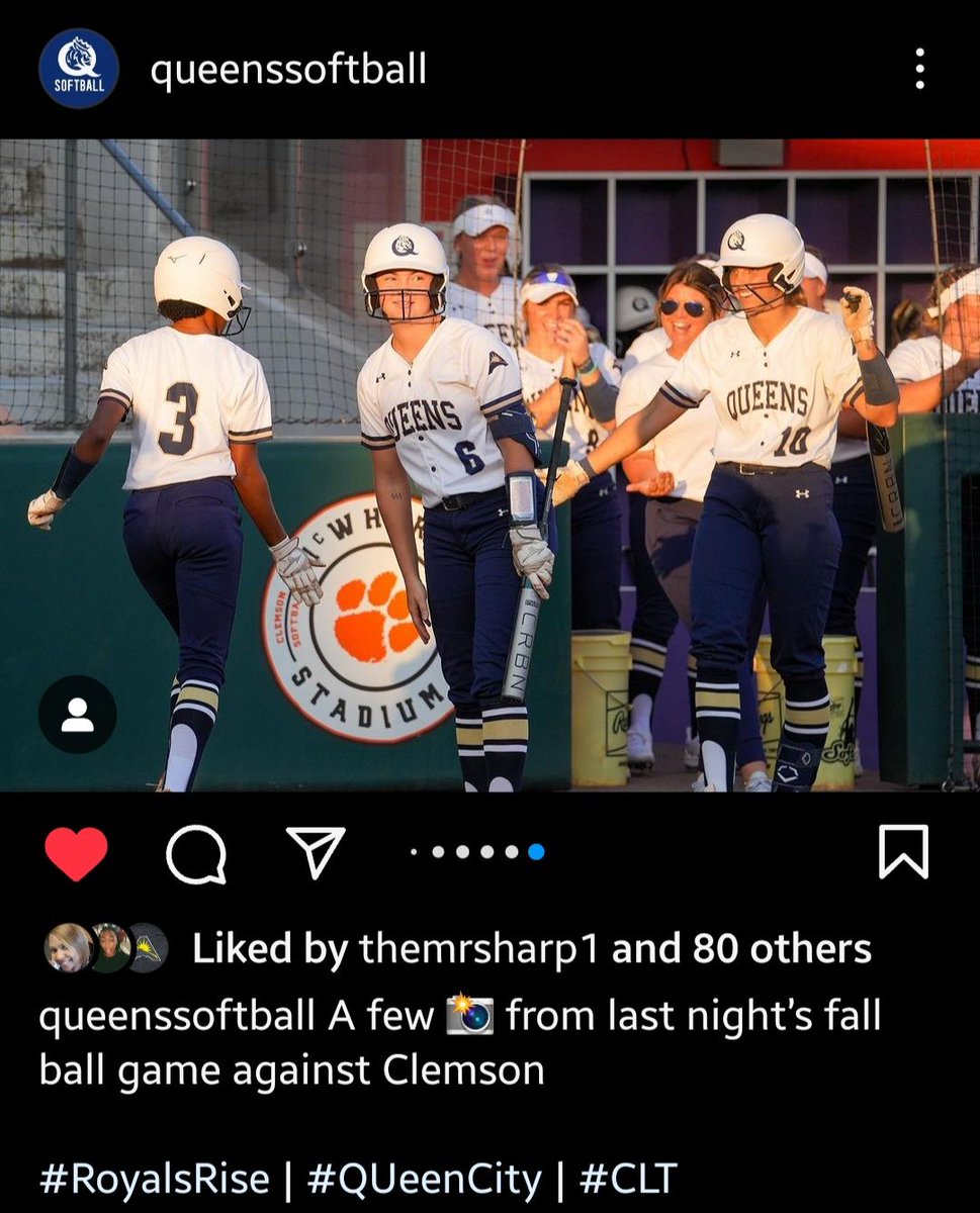 That's My #3 #RoyalsRise #RoyalsSoftball #QueensSoftball🥎