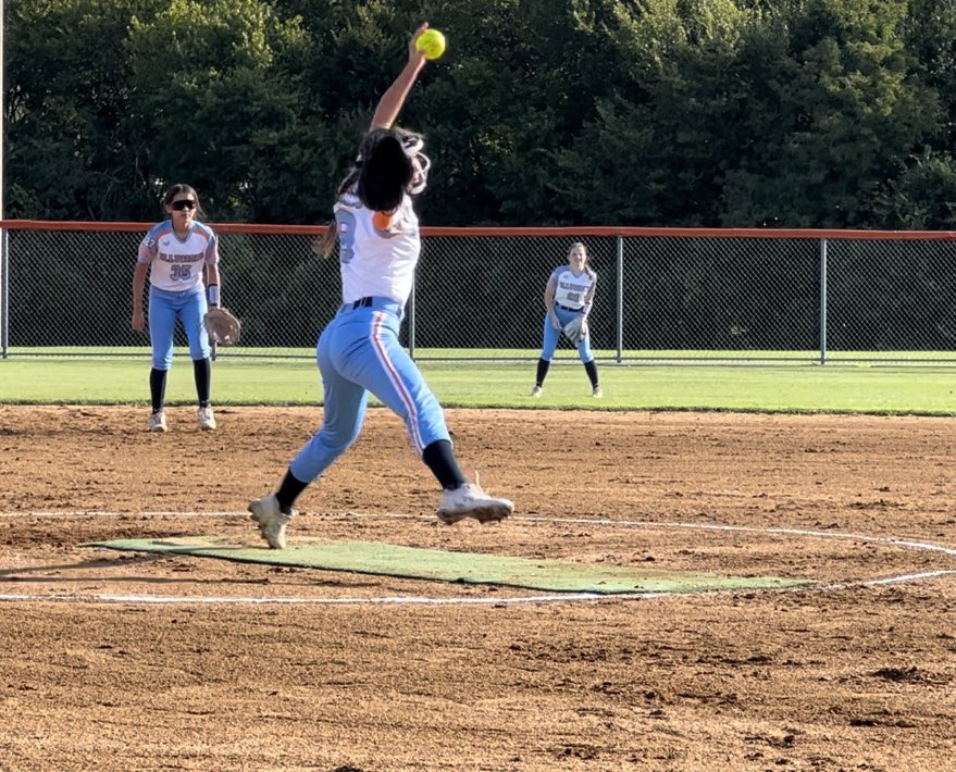 MarinaJHarrod's tweet photo. Had a great weekend of softball with the team in Plano🥎
I had 6 strikeouts 0 ER and 0 walks. Working this week on my pitches and spin to be ready for this weekends play.
#softball #softballwork https://t.co/xZVwJBItZG
