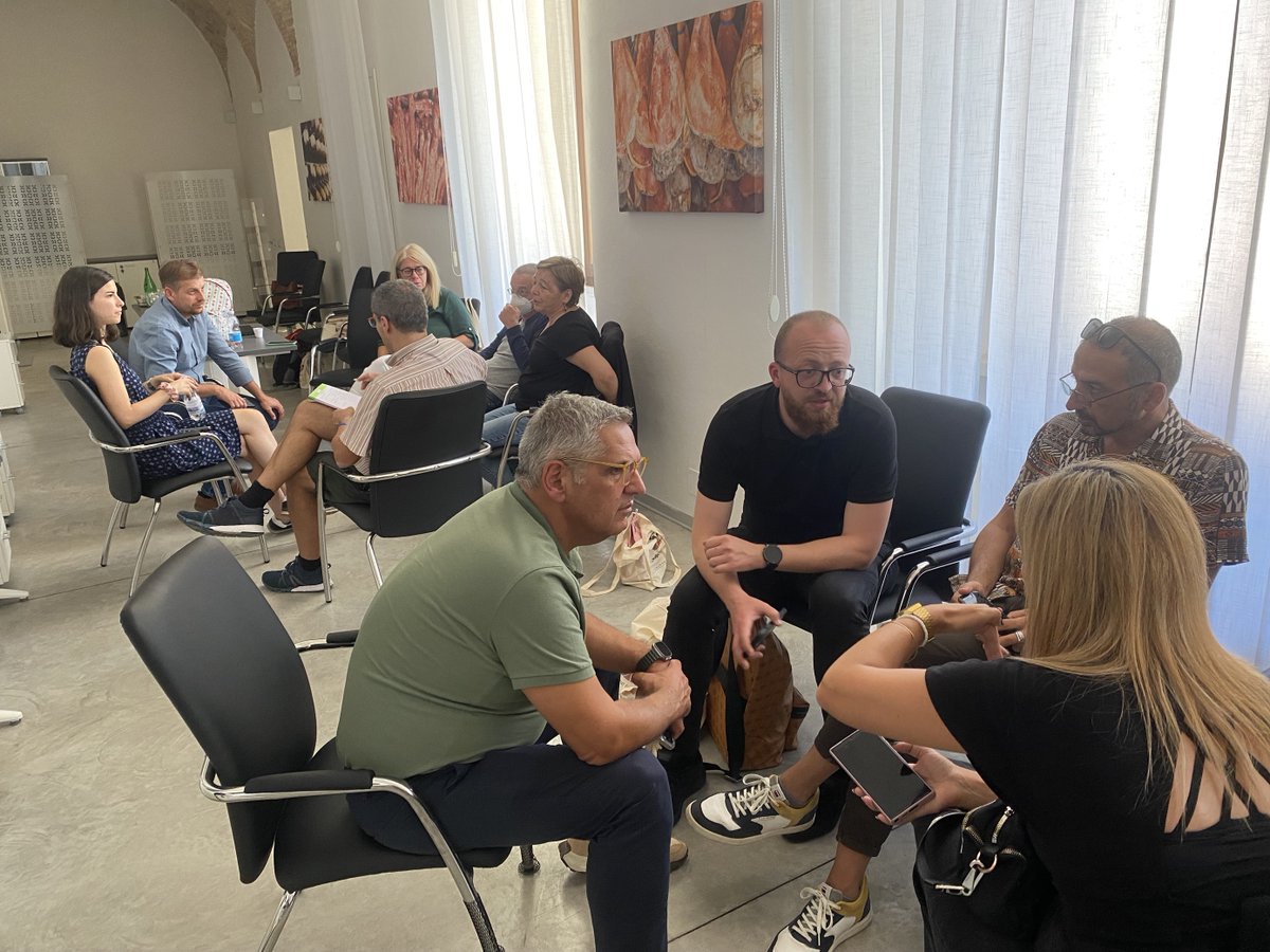 📢 𝗪𝗲'𝗿𝗲 𝗮𝗯𝘀𝗼𝗹𝘂𝘁𝗲𝗹𝘆 𝘁𝗵𝗿𝗶𝗹𝗹𝗲𝗱 𝘁𝗼 𝗯𝗲 𝗮 𝗽𝗮𝗿𝘁 𝗼𝗳 𝘁𝗵𝗲 𝘀𝗲𝗰𝗼𝗻𝗱 𝘀𝗵𝗼𝗿𝘁-𝘁𝗲𝗿𝗺 𝘀𝘁𝗮𝗳𝗳 𝘁𝗿𝗮𝗶𝗻𝗶𝗻𝗴 𝗲𝘃𝗲𝗻𝘁 𝗳𝗼𝗿 𝗼𝘂𝗿 𝗽𝗿𝗼𝗷𝗲𝗰𝘁 𝗩𝗜𝗦𝗜𝗢𝗡 – 𝗩𝗶𝘀𝘂𝗮𝗹𝗶𝘀𝗶𝗻𝗴 𝘁𝗵𝗲 𝗙𝘂𝘁𝘂𝗿𝗲 𝗧𝗵𝗿𝗼𝘂𝗴𝗵 𝗧𝗿𝗮𝗶𝗻𝗶𝗻𝗴!