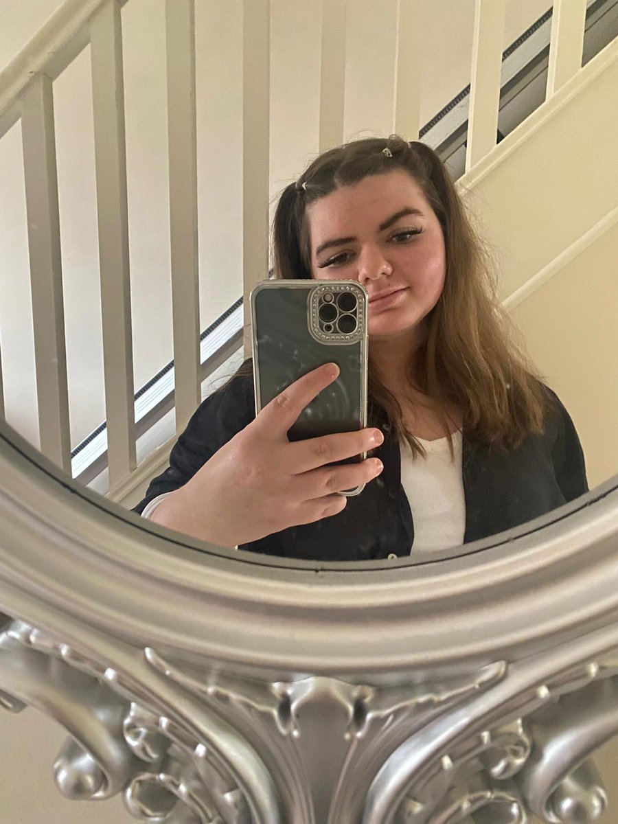 Some existing news today,Helen Connors, will be playing Live at our AGM on Wednesday, October 18th!🎤✨️
 
Helen started writing music when she was 9 years old and has been writing songs ever since. Helen talks about topics such as discrimination and mental health!✨️🌟