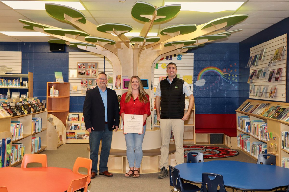 Conifex Sponsors “Tree of Knowledge” at Mackenzie Public Library
The “Conifex Tree of Knowledge” is a wooden structure with shelves for books and tablets, designed to encourage early childhood reading and inspire the imagination. Read more: conifex.com/community/
#WeAreConifex