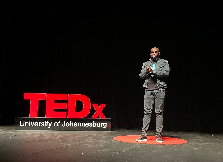 TEDxUJHB's tweet photo. @tboseZA asked:  'How well would you do in your test of life?'

If there is one thing we don't do well is to pause. Pause. Relax, breathe, learn, evaluate...

#TED× #TEDXUJHB #TEDXUniversityofJohannesburg
#TED×2023 #ReEngineeringHumanity
#IdeasWorthSpreading #Innovation https://t.co/7JG0vuDxTA