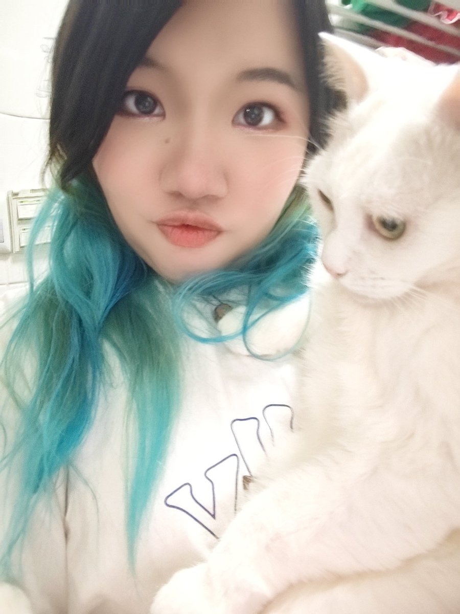 LixiaotuBui's tweet photo. My idol is Build U can call me 兔兔tutu
BUILD YOUR LOVE FOR YOU
#BuildFansSayHello #BuildJakapan
@JakeB4rever https://t.co/Q90uhgnl74