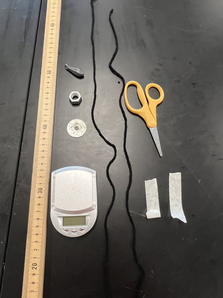 BBYacoub's tweet photo. Exciting day in 6th grade science class! Students are diving 🤿 into the world of energy🔋. They're exploring if a pendulum's swing is affected by mass, string length, and/or drop angle.@CMSWestWrangler #designyourexperiment #cisdmissionpossible https://t.co/fqN4dDCMJi