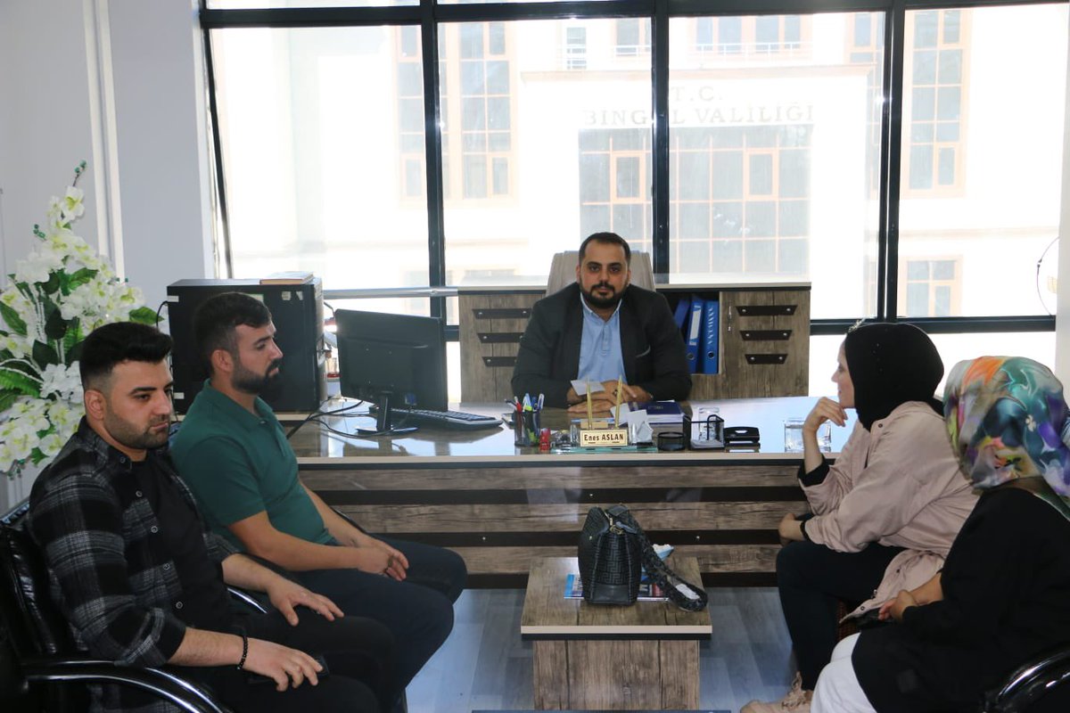 AK Parti Bingöl gençlik koları başkanı yiğenim Enes Aslana başarılar diliyorum <a href="/EnessAslan_/">Enes ASLAN</a>