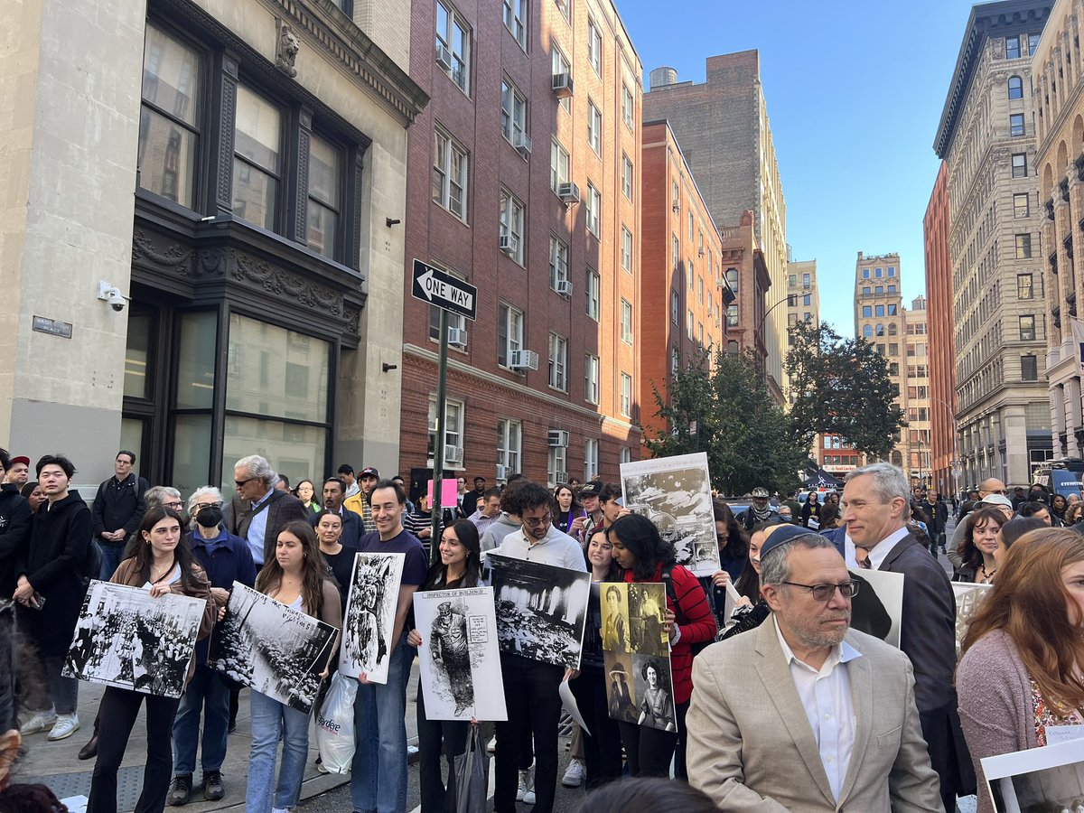 Labor Arts tweet media