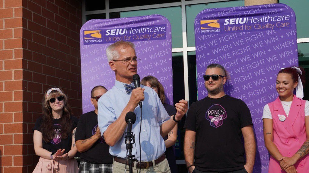 I was proud to stand with <a href="/PPNCSUnited/">PPNCS United</a> workers at their rally this summer - they are continuing their fight for a fair wages, healthcare and a strong contract! Join me in supporting them here: secure.everyaction.com/bnsVAa-hHUeQMR… <a href="/SEIUHCMNIA/">SEIU Healthcare Minnesota & Iowa</a>