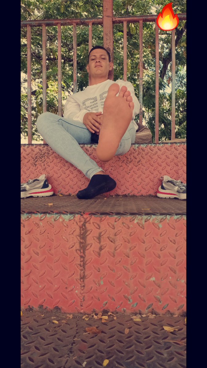 MasterSharon29's tweet photo. baseball afternoon ⚾️ @findomfan420 @RtCashmaster @FitAlphasRT @nick_gtwb @alphaxfindomrt @RT_MENS_FEET @rtfordoms @CashMastersRT @Master_OF_promo @PromoRTpig @AlphaMusclewor @MASTERS_PROMOS @MASTER_UPDATES @MasterJockPromo https://t.co/42h7xqa2j2