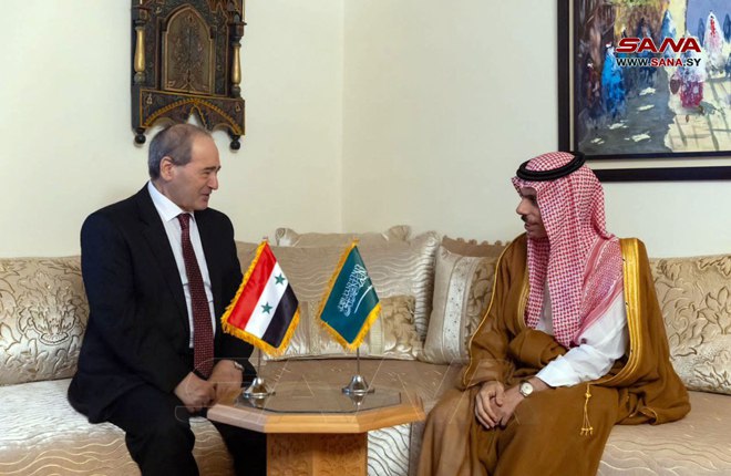 baselhamdan84's tweet image. الآن لقاء بين وزير الخارجية السوري ونظيره السعودي في القاهرة على هامش الاجتماع الطارئ للجامعة العربية وتم البحث حول الاحداث الراهنة في فلسطين المحتلة..
#طوفان_الاقصى_ 
#PalestineUnderAttack