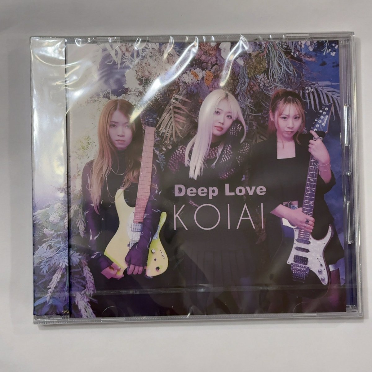 kotetsu59gk's tweet photo. 昨日じゃなくて一昨日ですが、KOIAI 2nd EP「Deep Love」が我が家に！

#KOIAI https://t.co/5ctCflDH09