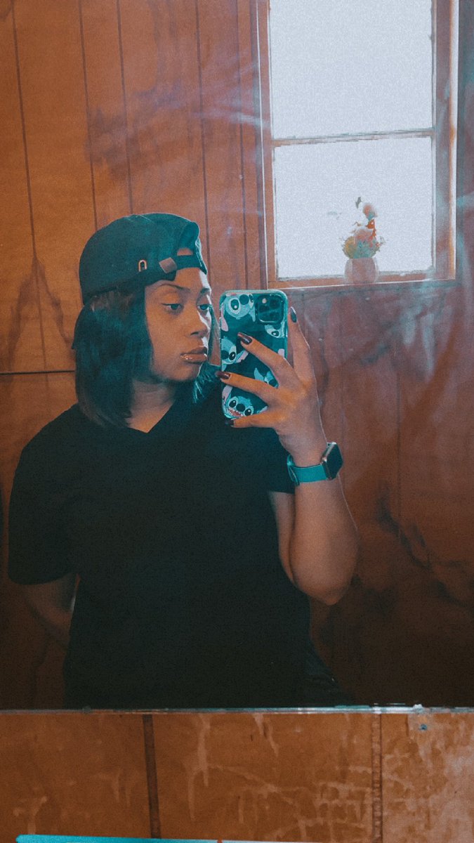itssmo3_'s tweet photo. in my husbands clothes more than my own🥺 closest i can get rn https://t.co/MB0bNSGYSn