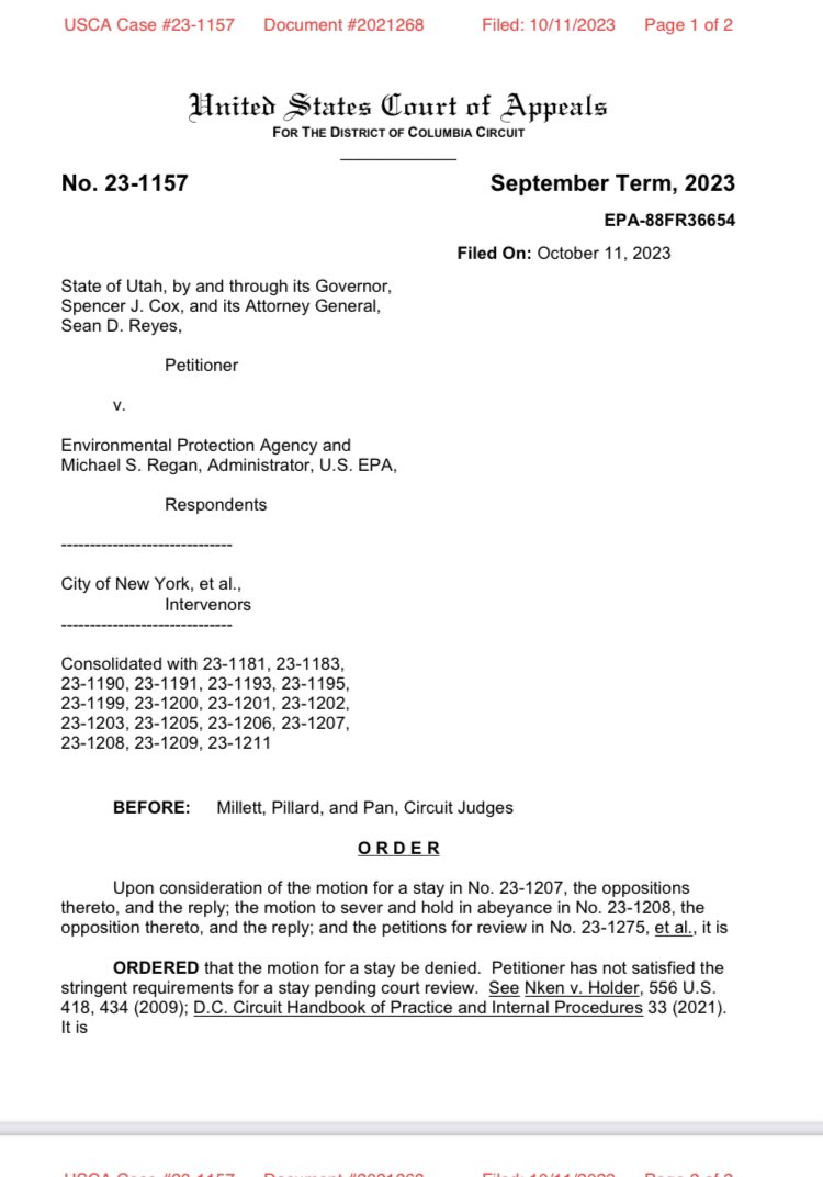 Just in. DC Circuit denies industrial emitters motion to block  <a href="/EPA/">U.S. EPA</a>’s Good Neighbor Rule. 

Court previously denied stay motion by power companies/coal interests.

Important clean air victory for people &amp; communities afflicted by smog pollution
