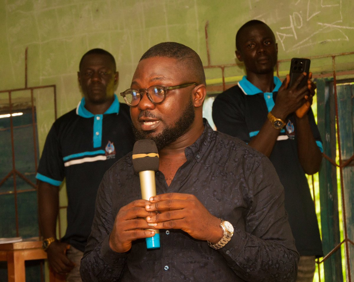Urme_Brown's tweet photo. Perhaps a great future leader or a genius is with us and his power will come from the power of a child that he is today. This is the vision we must have and constantly work towards. Happy International Day of the Girl Child https://t.co/WjqcWfEE0H
