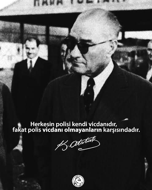 61ek1's tweet photo. @EmniyetTS Mülakat Kalkmadığı İçin 30.Dönem POMEM Sınavında 30-50 Saniye Mülakata Tabi Tutulduk.Öğretmenlik Mülakatında ise 45 Dakika (2700 Saniye)  Aynı Eğitim, Aynı Devlet, Farklı Mülakat.
50 saniye 2700 saniye.
#pomem30adalet https://t.co/5roJrZJJpb