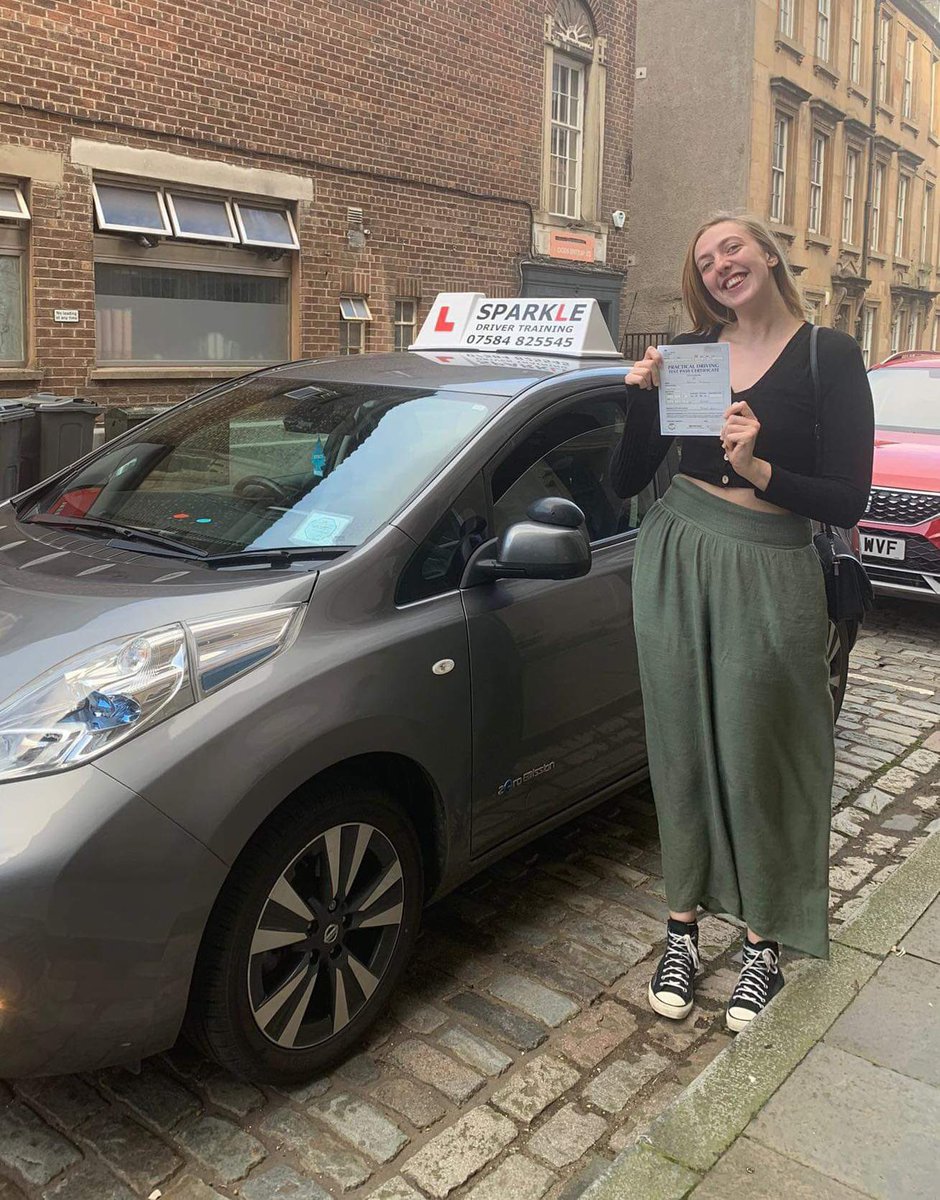 🚨1st Time Pass Alert🚨

Congratulations to Saffron, who passed her driving test on her 1st attempt today at Paisley Test Centre. 

Saffron learned to drive with the help of Karen MacDonald, who can be contacted directly on 07832 375900 to book in for lessons. 

#teamsparkle