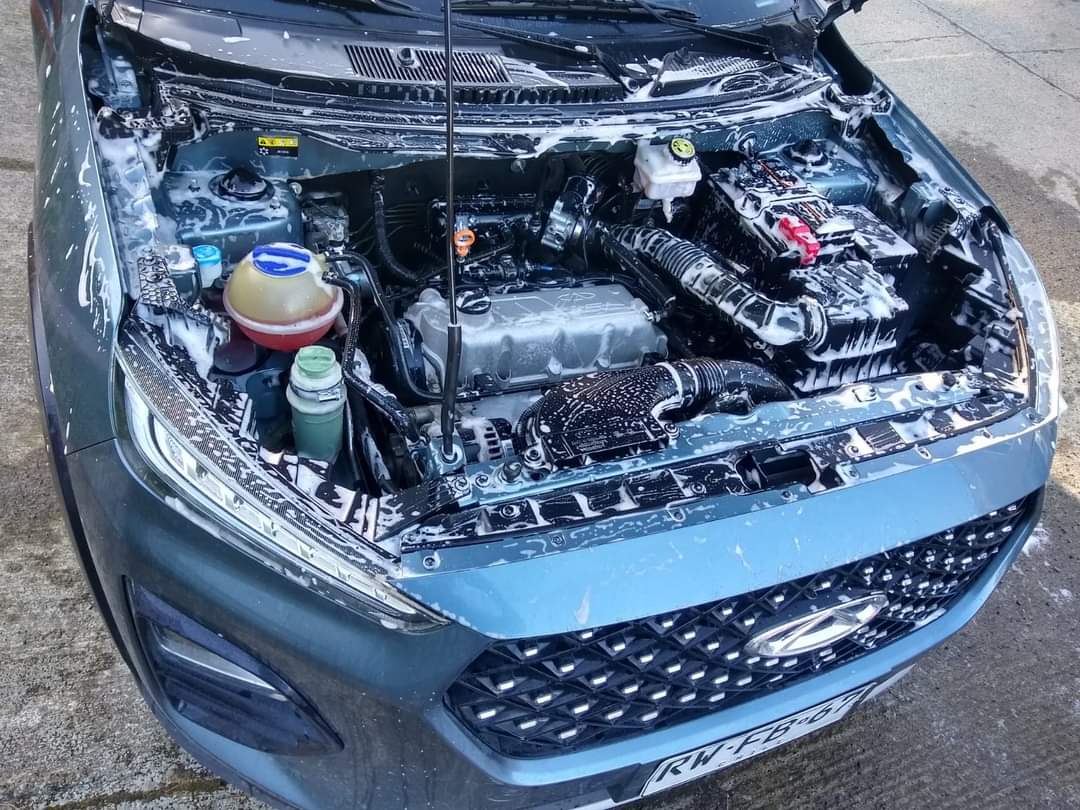 FabianMota135's tweet photo. Lavado de alfombras a domicilio, autos interior y exterior, limpieza integral. Retiro gratis a domicilio. Apoye esta pyme. Favor dar RT, muchas gracias #ptovaras #ptomontt #xregion #pymes #lavados #apoye #puertovaras https://t.co/DPPJ9n16jP