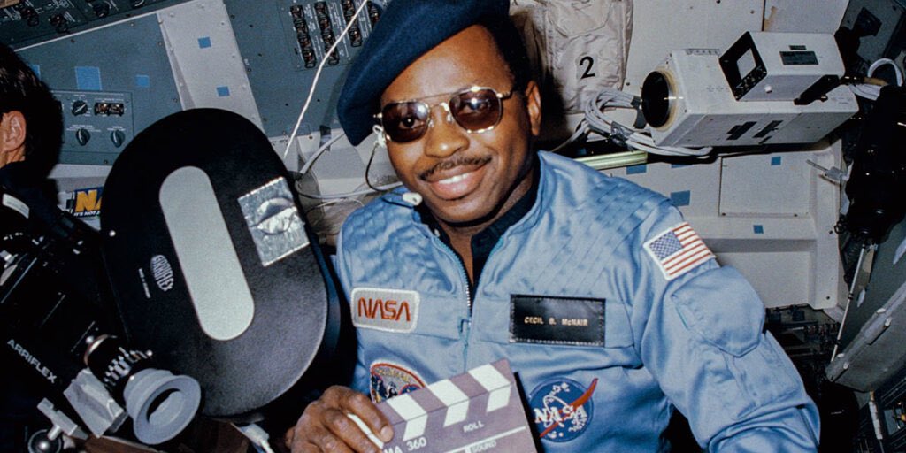 englewoodelaine's tweet image. “We Grown Now” opens, “The Bikeriders” closes the 59th Edition of the Chicago International Film Festival chicagocrusader.com/we-grown-now-o… @chifilmfest #BayardRustin @maejemison #CivilRights @musicboxtheatre @GoodInEnglewood 🍿#cameraaction #cinema #BlackPerspectives