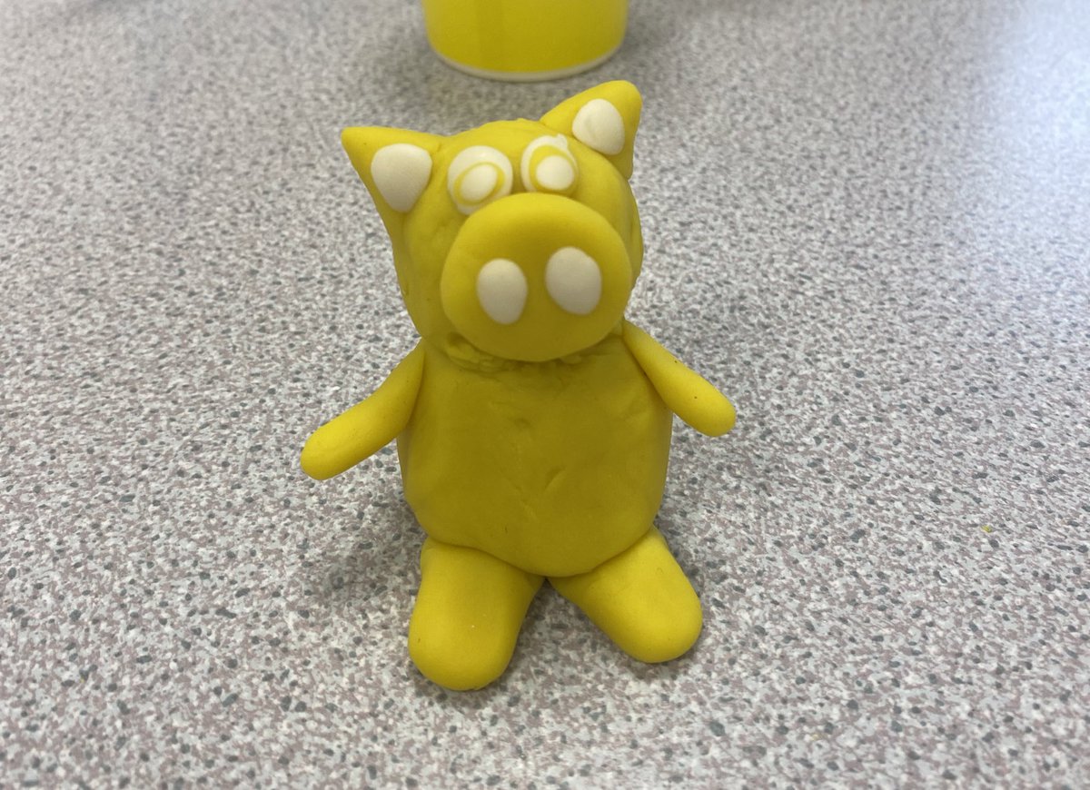 Miss Davey-Sellars tweet media